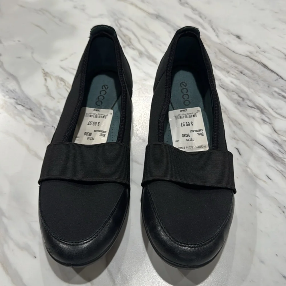 Ecco Women’s Bluma Band Slip On Shoes Comfort Flats Black Size‎ 38 (US 7/7.5)